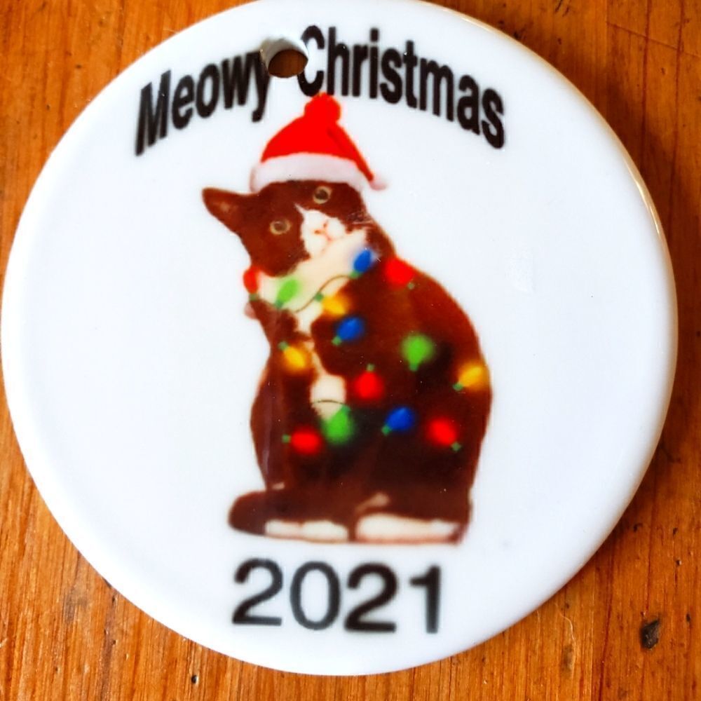 Meowy Christmas, 3 inch white ceramic ornament